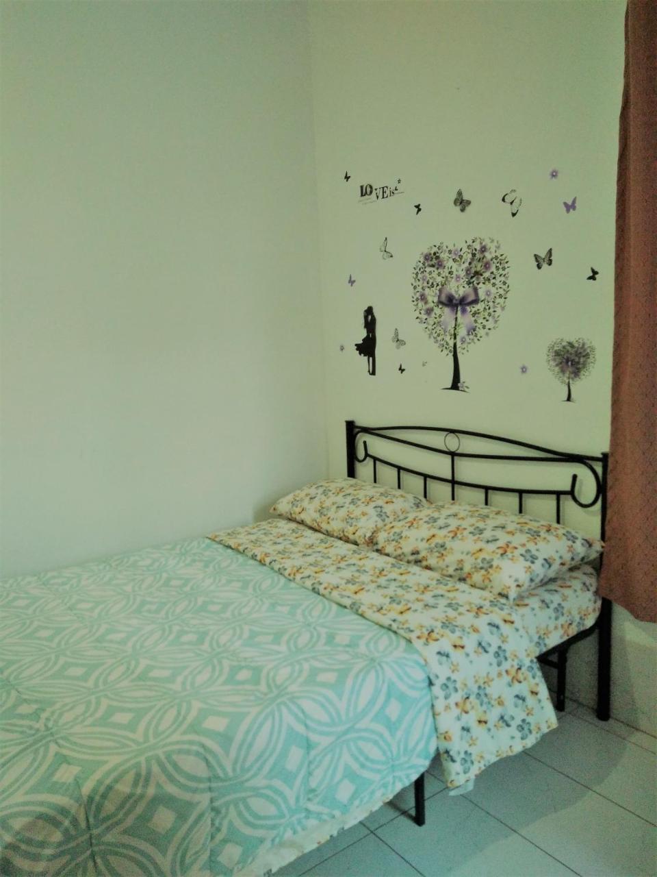 Chinatown Travellers Home Τορόντο Εξωτερικό φωτογραφία