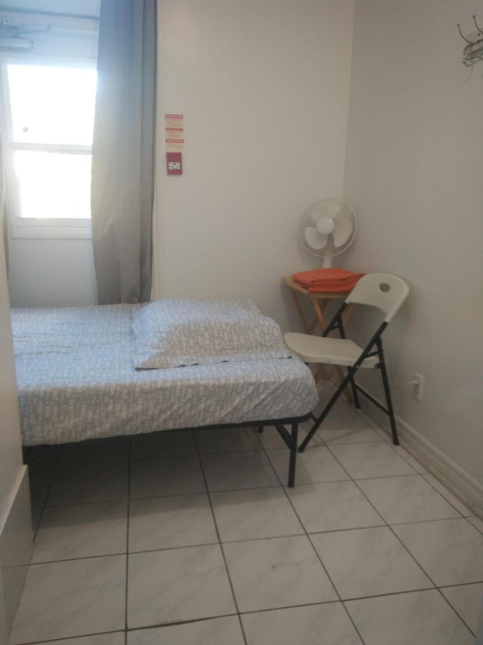 Chinatown Travellers Home Τορόντο Εξωτερικό φωτογραφία